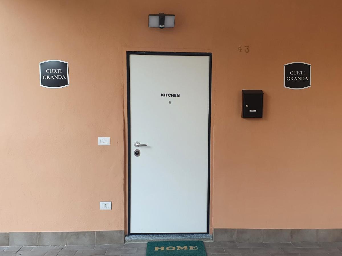 Curti Granda Hotel Rescaldina Exterior photo